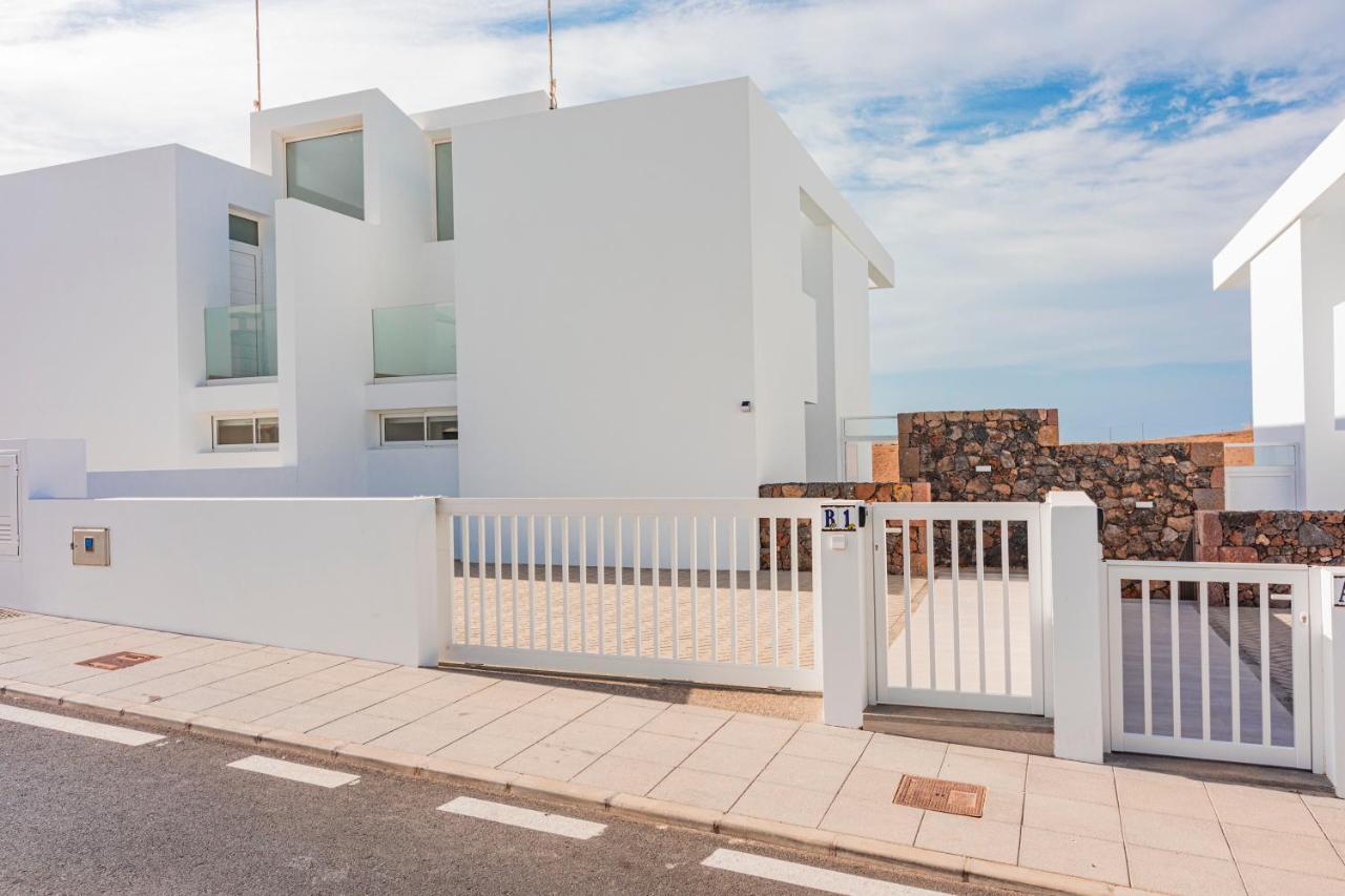Villa Pitaya Tias Exterior photo